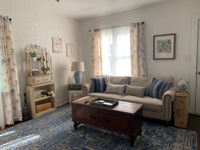 1110 MT RUSHMORE RD, Rapid City, SD 57701