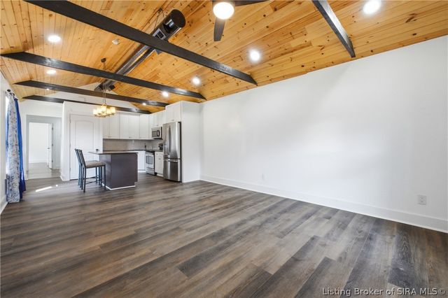 1037 Watt Street, Jeffersonville, IN 47130