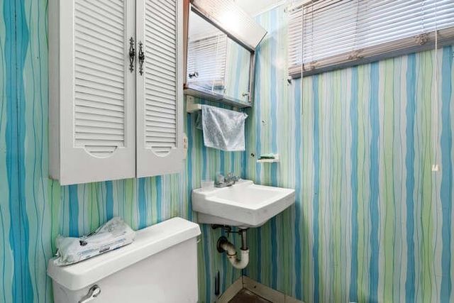 211 Arlington St, Medford, MA 02155