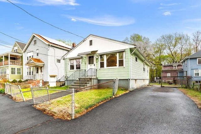 211 Arlington St, Medford, MA 02155