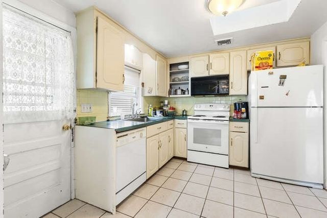 211 Arlington St, Medford, MA 02155