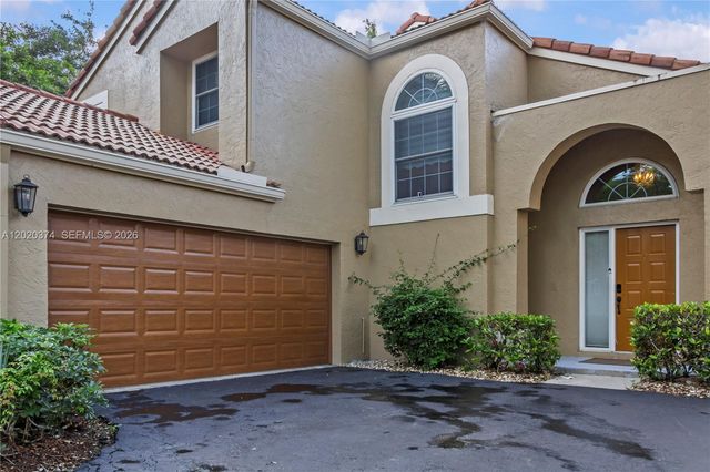 6885 NW 75th Pl, Parkland, FL 33067