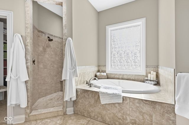 14795 Macduff Drive, Noblesville, IN 46062