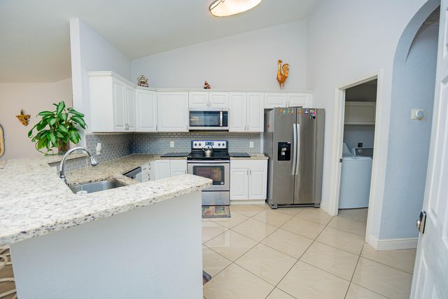 2962 SE Bella Road, Port St. Lucie, Port St Lucie, FL 34984