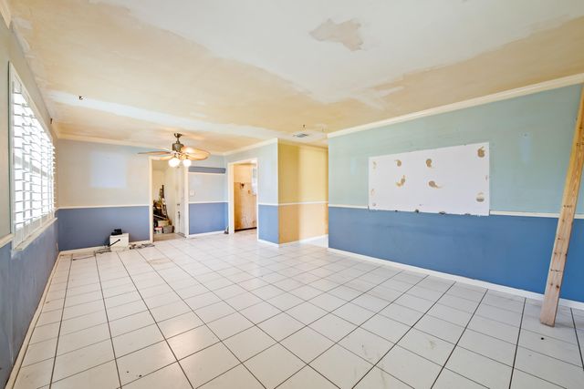 160 NE 60th Street, Oakland Park, FL 33334