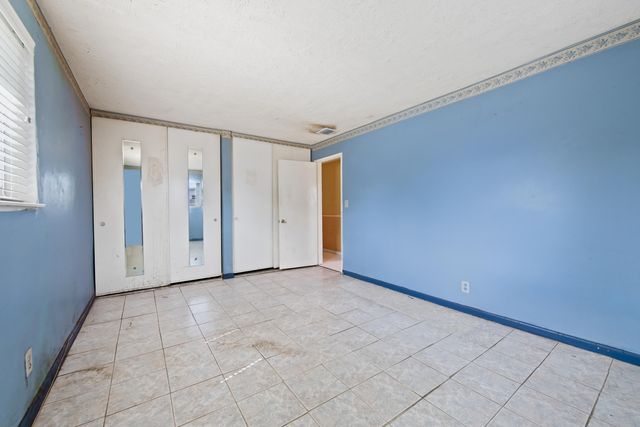 160 NE 60th Street, Oakland Park, FL 33334