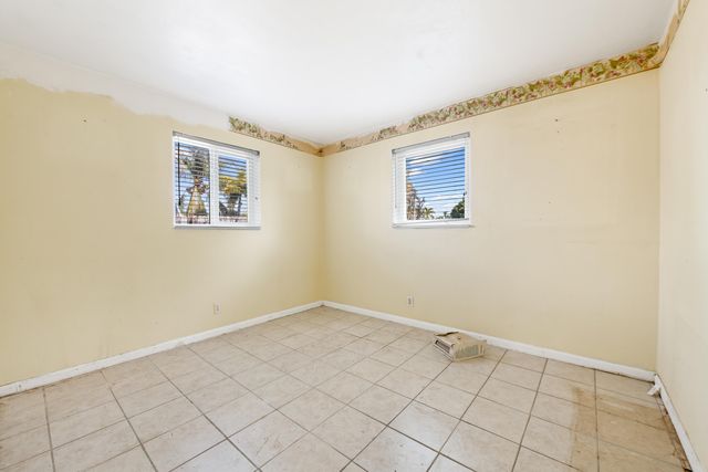 160 NE 60th Street, Oakland Park, FL 33334