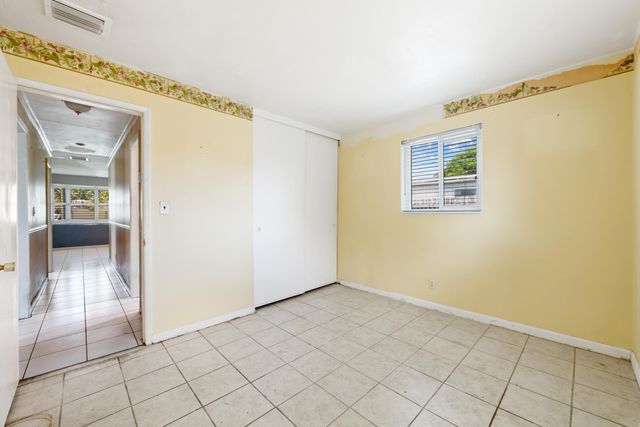 160 NE 60th Street, Oakland Park, FL 33334