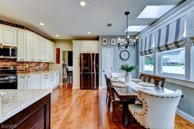 88 Watch Hill Rd, Hackettstown Town, NJ 07840