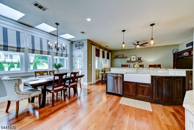 88 Watch Hill Rd, Hackettstown Town, NJ 07840