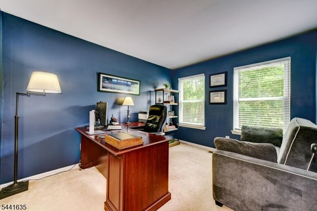 88 Watch Hill Rd, Hackettstown Town, NJ 07840