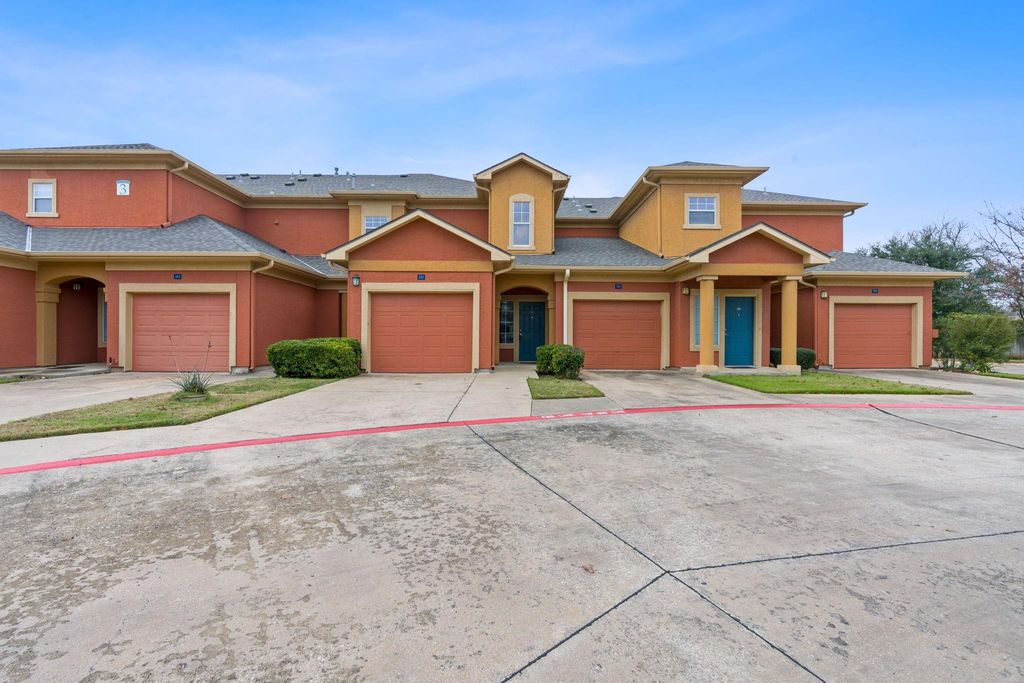 2900 S Lakeline BLVD 322, Cedar Park, TX 78613