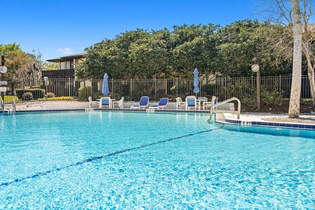 42 Club House Dr 101, Palm Coast, FL 32137