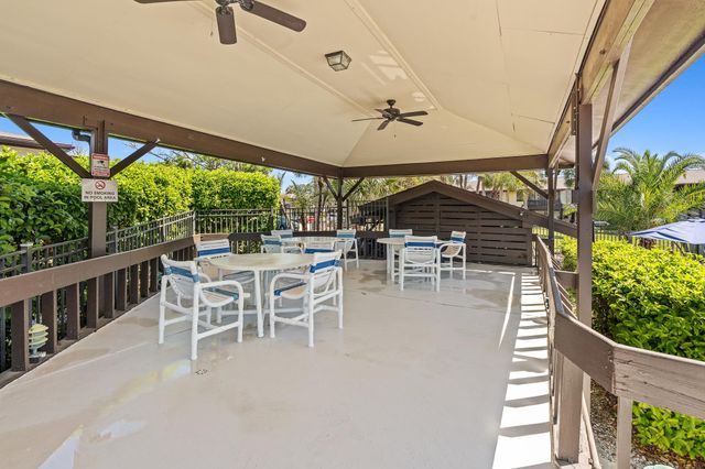 42 Club House Dr 101, Palm Coast, FL 32137