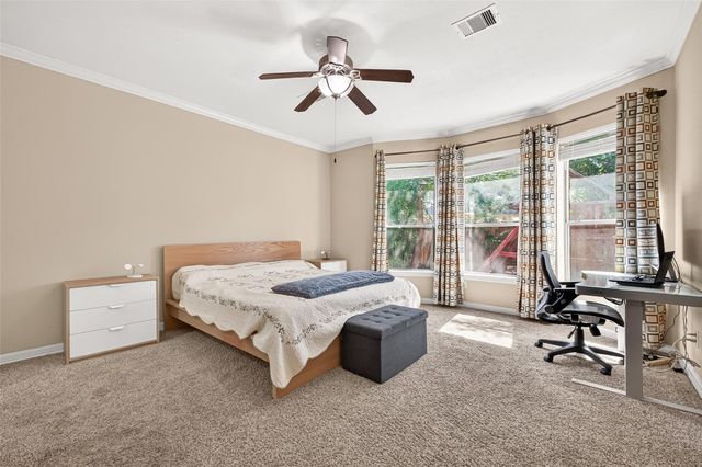 635 Doscher Lane, Sugar Land, TX 77479