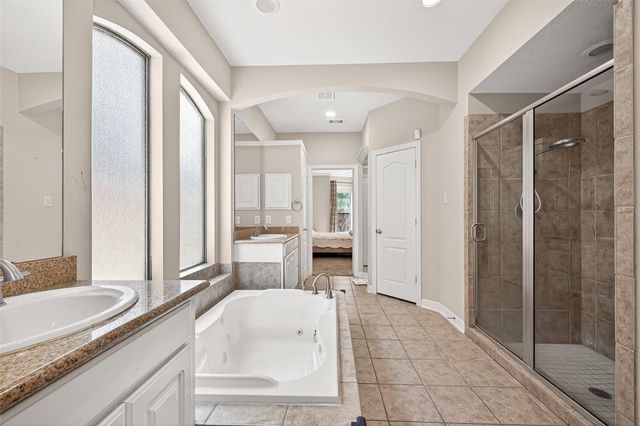 635 Doscher Lane, Sugar Land, TX 77479