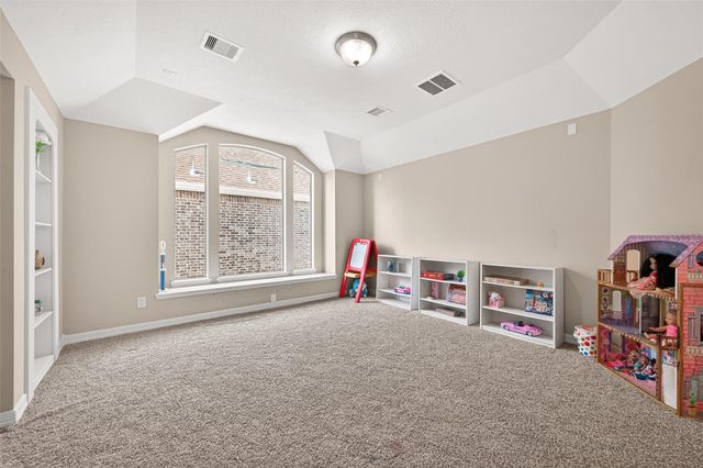 635 Doscher Lane, Sugar Land, TX 77479