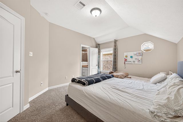 635 Doscher Lane, Sugar Land, TX 77479