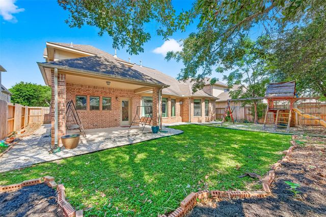 635 Doscher Lane, Sugar Land, TX 77479