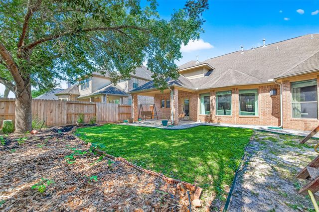 635 Doscher Lane, Sugar Land, TX 77479