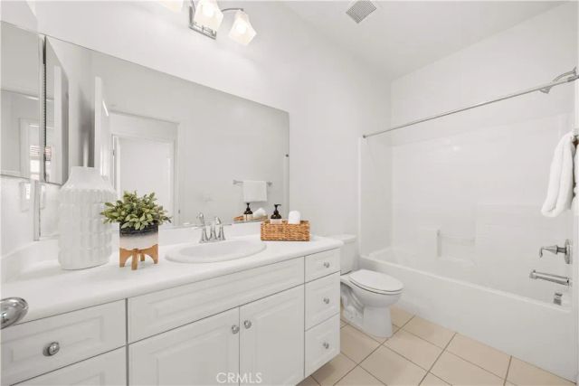 153 Fixie, Irvine, CA 92618