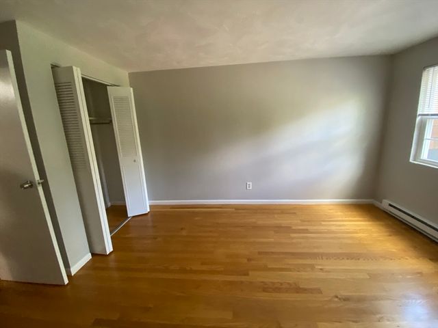 55 Elmwood Park 12, Quincy, MA 02170