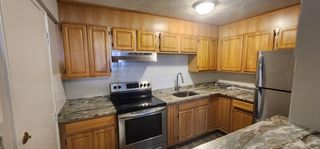 55 Elmwood Park 12, Quincy, MA 02170