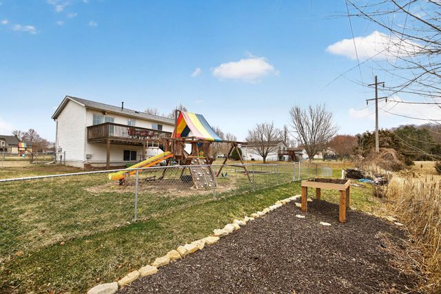 5560 Mallard Lane, Monticello, MN 55362