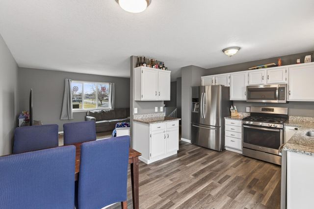 5560 Mallard Lane, Monticello, MN 55362