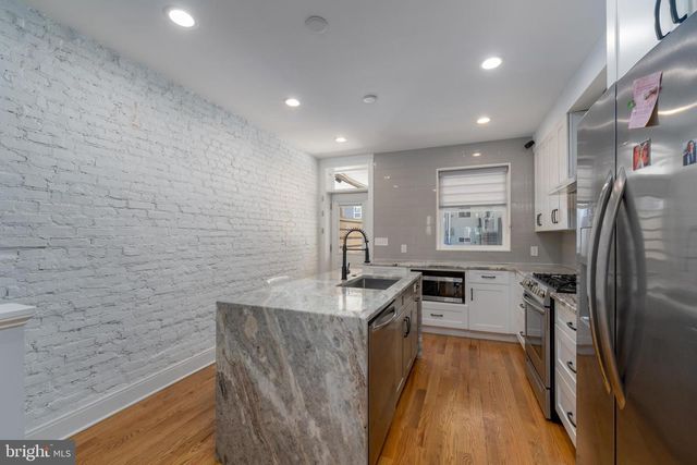413 S ROBINSON ST, Baltimore, MD 21224