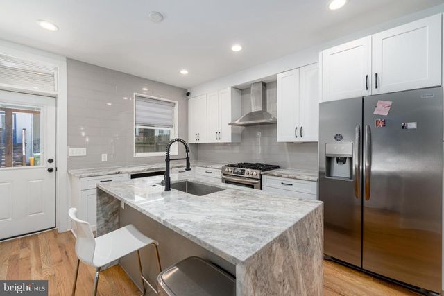 413 S ROBINSON ST, Baltimore, MD 21224