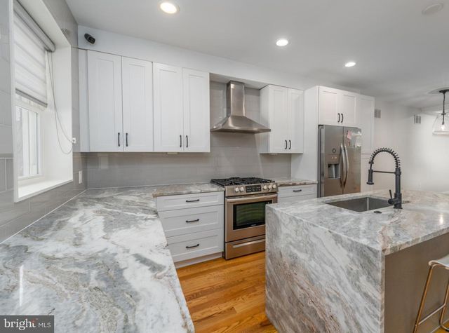 413 S ROBINSON ST, Baltimore, MD 21224