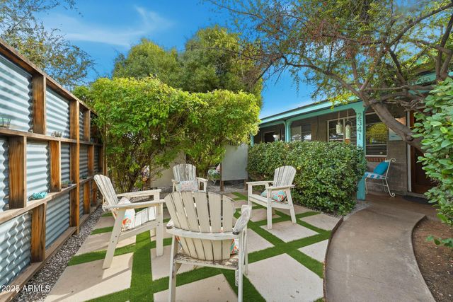 2343 E EARLL Drive, Phoenix, AZ 85016