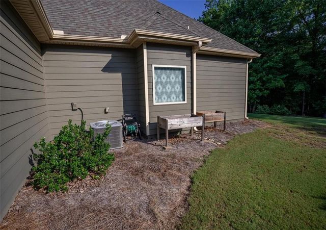 3065 Brooks Trail, Monroe, GA 30656