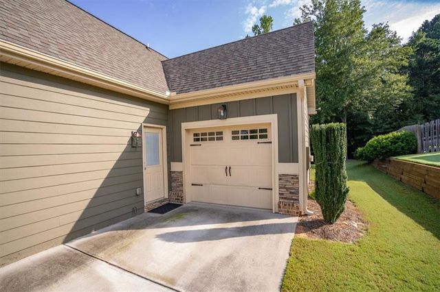 3065 Brooks Trail, Monroe, GA 30656