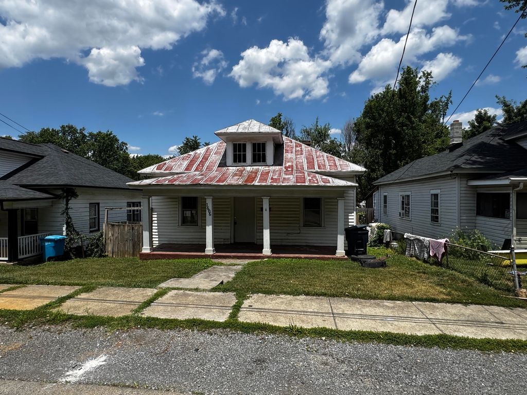 1606 Church AVE SE, Roanoke, VA 24013
