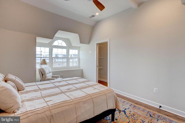 2414 CALLOW AVE, Baltimore, MD 21217