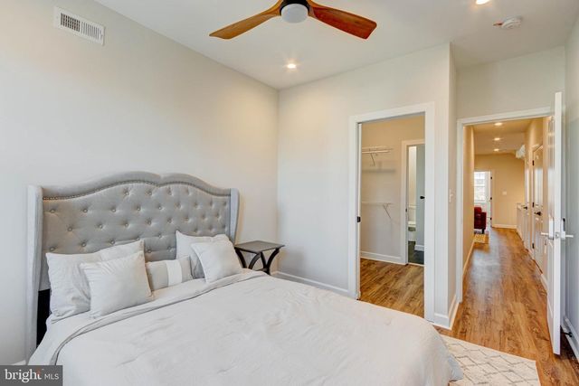 2414 CALLOW AVE, Baltimore, MD 21217