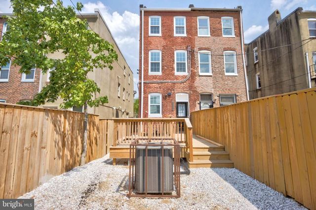 2414 CALLOW AVE, Baltimore, MD 21217