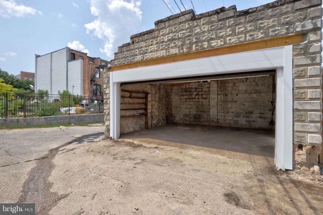 2414 CALLOW AVE, Baltimore, MD 21217