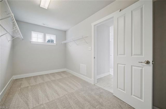 1933 Reefwood RD, Chesapeake, VA 23323