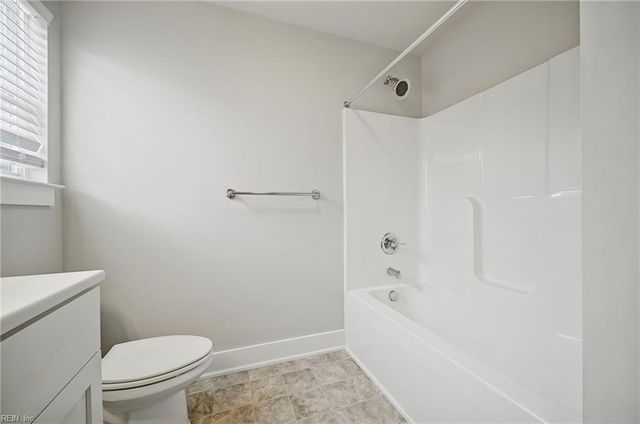 1933 Reefwood RD, Chesapeake, VA 23323