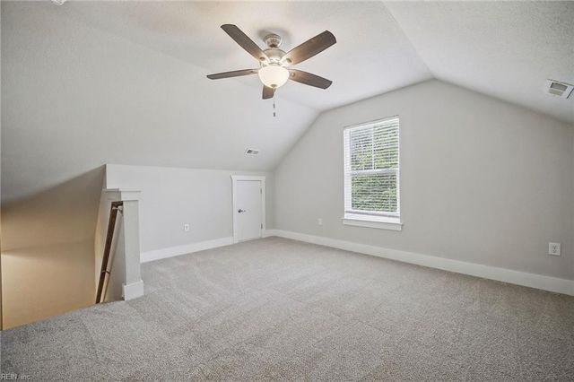 1933 Reefwood RD, Chesapeake, VA 23323