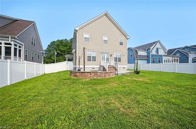 1933 Reefwood RD, Chesapeake, VA 23323