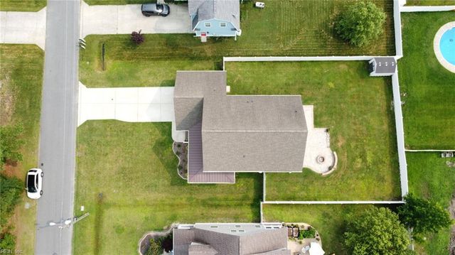 1933 Reefwood RD, Chesapeake, VA 23323