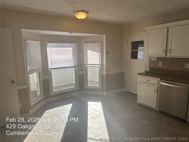 429 Oakgrove Drive, Fayetteville, NC 28314