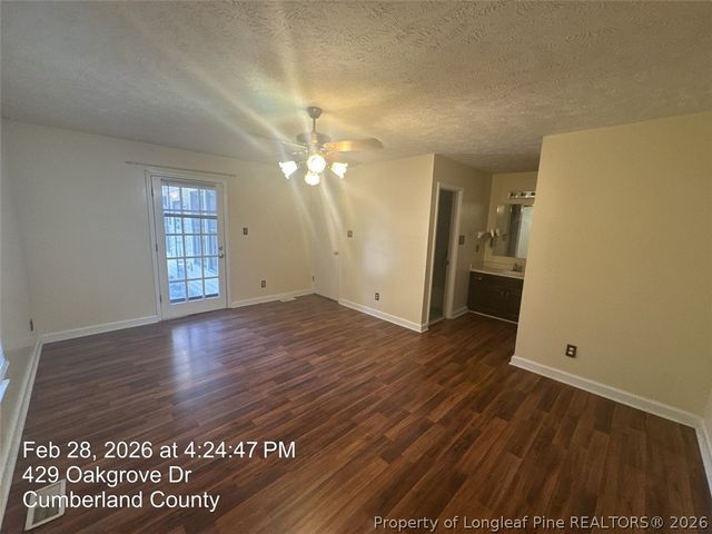 429 Oakgrove Drive, Fayetteville, NC 28314