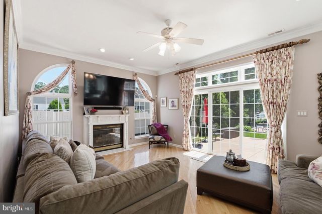 67 HADDOCK DR, Sewell, NJ 08080