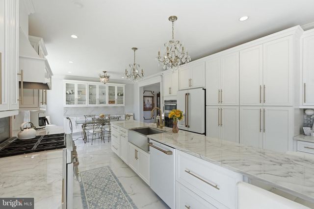 67 HADDOCK DR, Sewell, NJ 08080