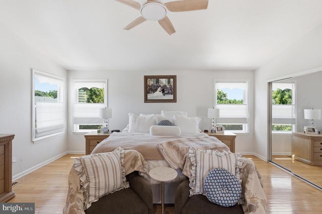 67 HADDOCK DR, Sewell, NJ 08080